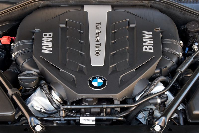  BMW    (83 +4 )