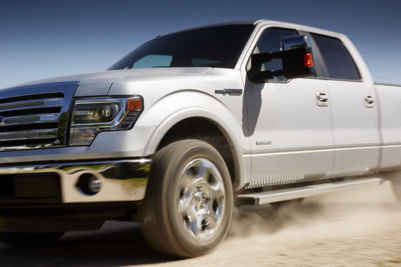 Ford F-150    (34 )
