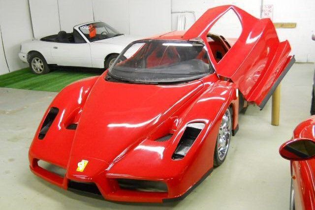 Ferrari Enzo   Toyota MR2 (19 +2 )