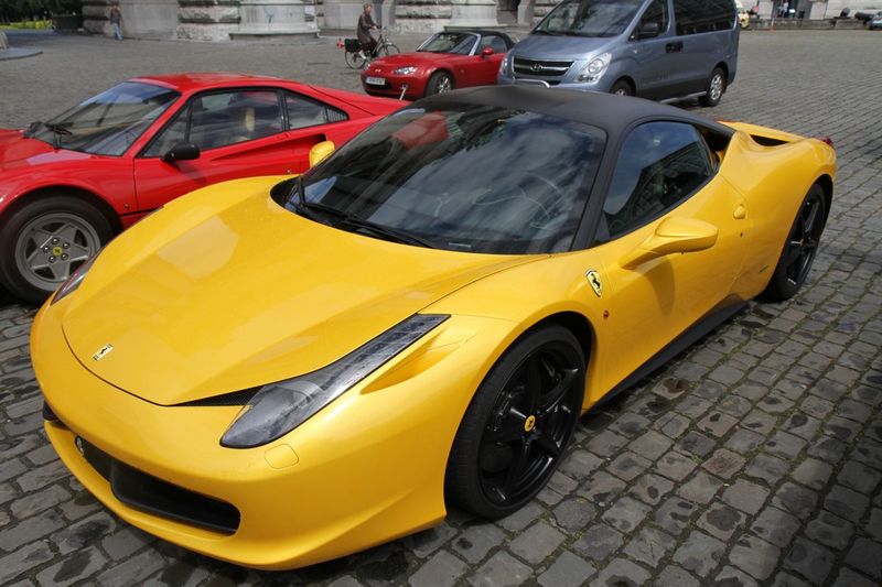  Ferrari-   40- (40 )