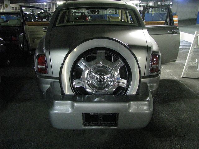     Rolls-Royce Phantom (3 )