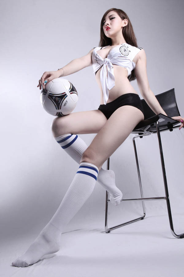  Секси Евро 2012 от китайских моделей