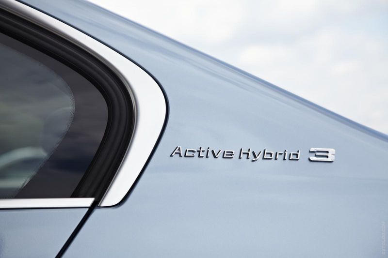     BMW ActiveHybrid 3 (86 )