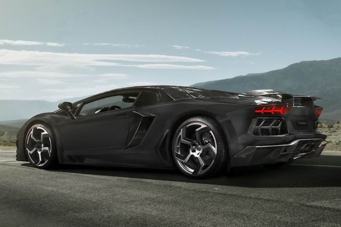 Lamborghini Aventador Carbonado   Mansory (3 )