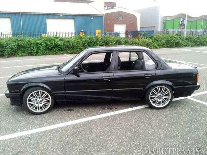   -  4,4 V8  540i E39  BMW E30 (5 )