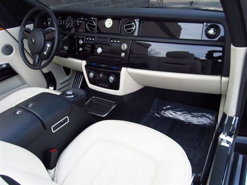    Rolls-Royce Phantom Drophead Coupe DUB Edition (13 )