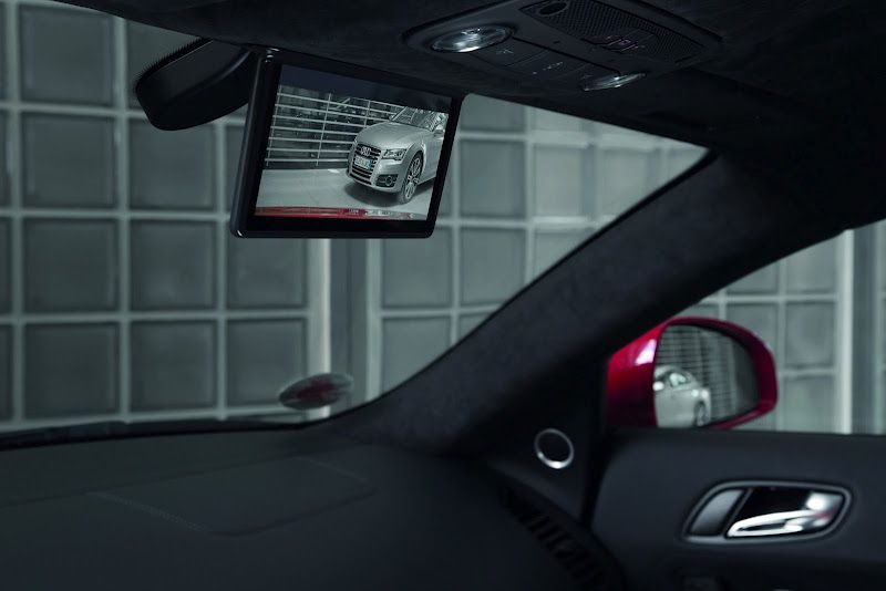 Audi R8 e-tron        (5 )