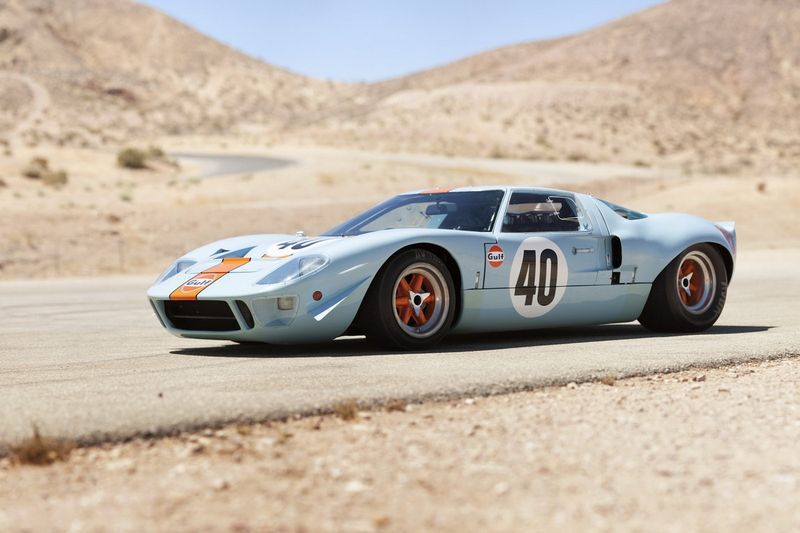      Ford GT40 (22 )