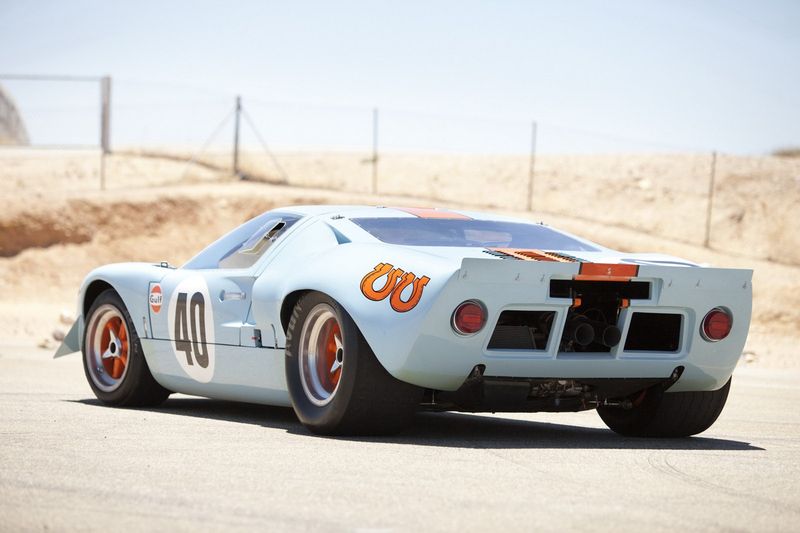      Ford GT40 (22 )