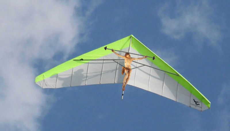17Jesus Hang Gliding  « »