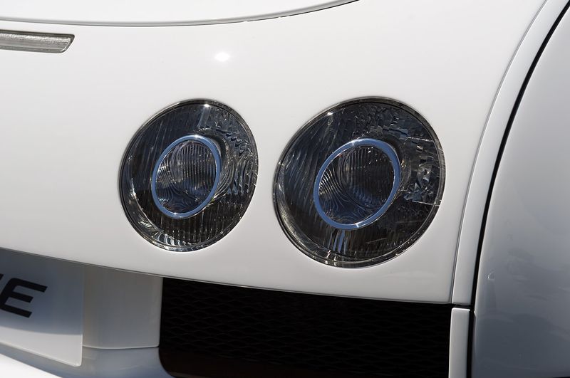 Bugatti Veyron 16.4 Grand Sport Vitesse SE    (18 )
