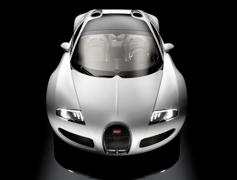   Bugatti Veyron  Honda City (3 )
