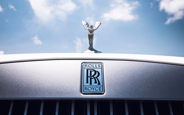 ADV.1     Rolls-Royce Ghost (13 )