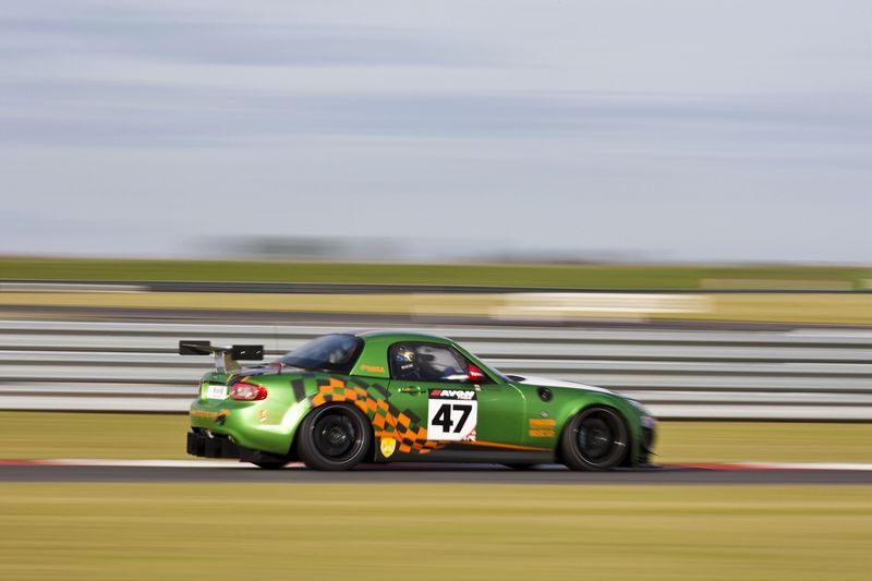  Mazda     MX-5 GT4 (3 )