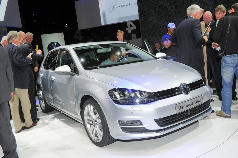  Volkswagen   Golf VII (79 +)