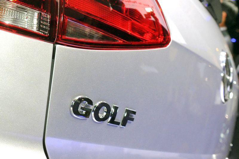  Volkswagen   Golf VII (79 +)