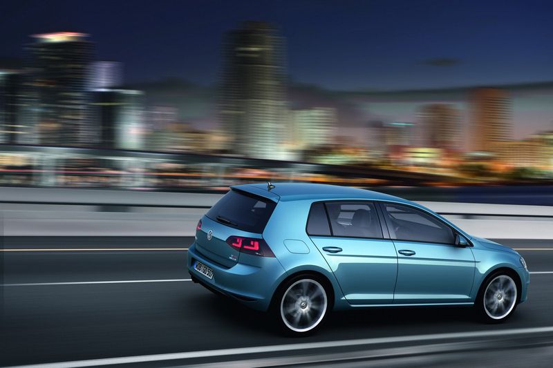  Volkswagen   Golf VII (79 +)