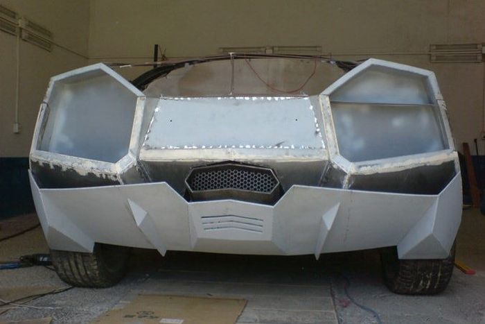   Lamborghini    (67 )