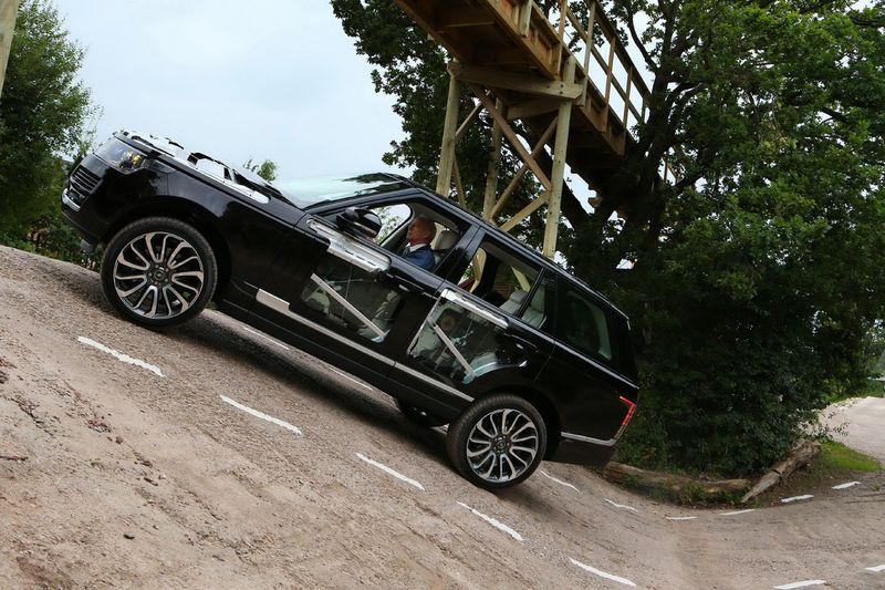      Range Rover 2013 (142 +4 )