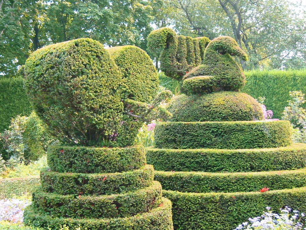 Topiary19   