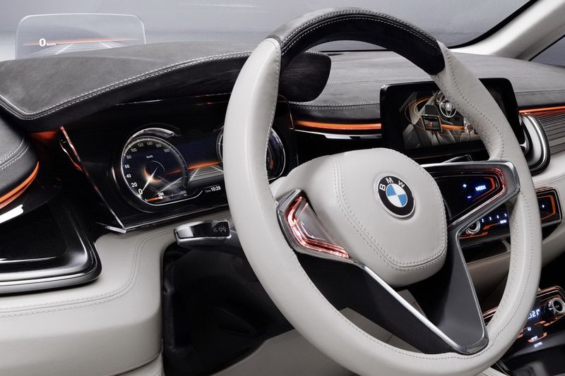     BMW - 1-Series GT (84 +2 )