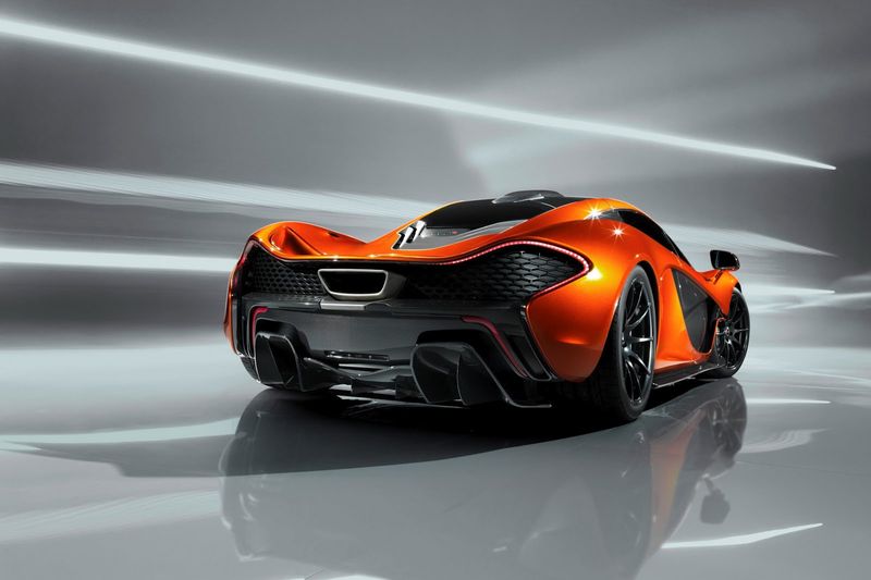  McLaren Automotive    P1 (7 )