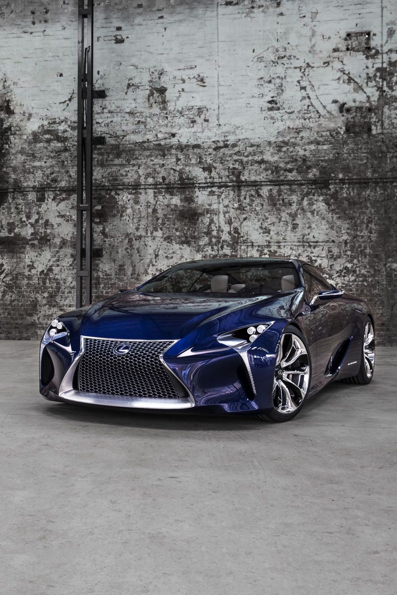   LF-LC  Lexus   AIMS 2012 (19 +)