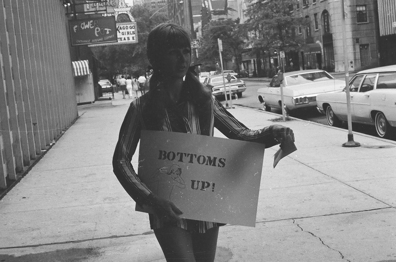 bottomsup01  40   Femen      1971 