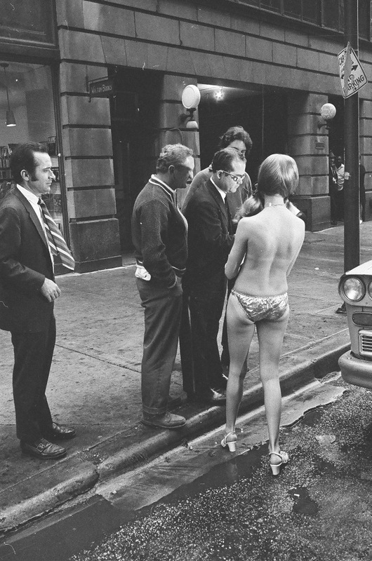 bottomsup09  40   Femen      1971 