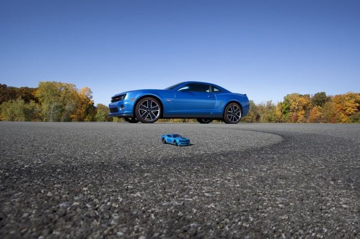 Реальный Chevrolet Camaro в стиле игрушечной модели Hot Wheels (20 фото+видео)