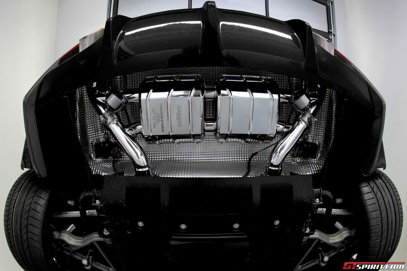 Aston Martin DBS Carbon Edition     Wheelsandmore (14 )