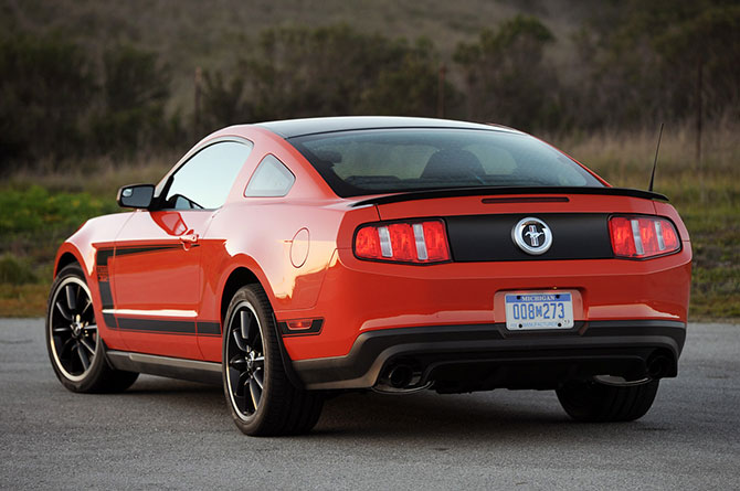 Ford Mustang Boss 302 (15 )