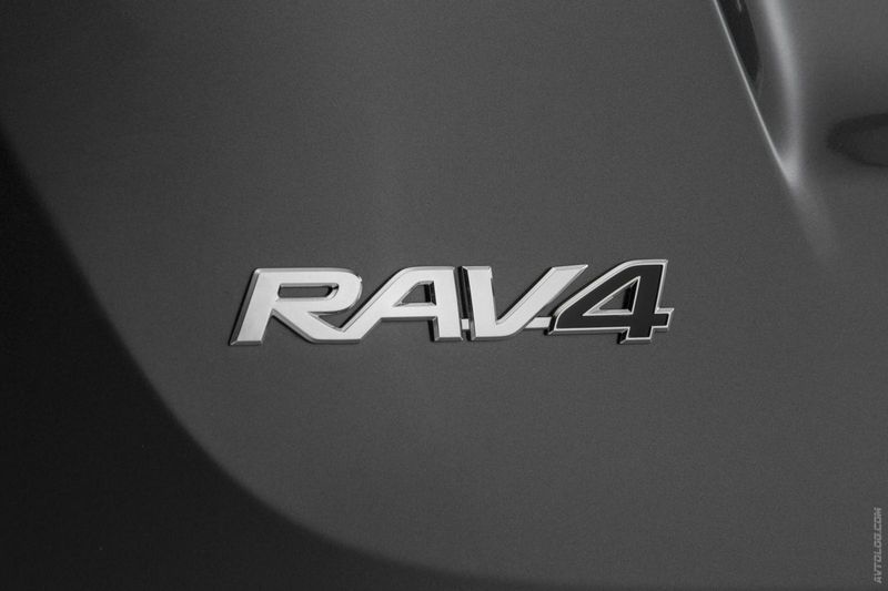 Toyota    - 2013 RAV4 (91 +2 )