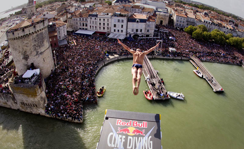 1182    Red Bull Cliff Diving