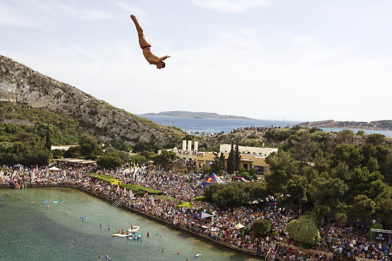 2156    Red Bull Cliff Diving