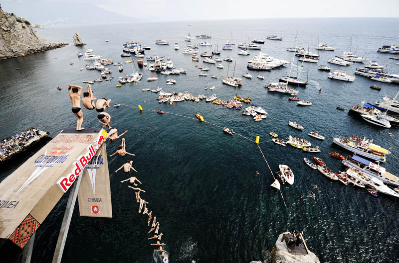 3109    Red Bull Cliff Diving