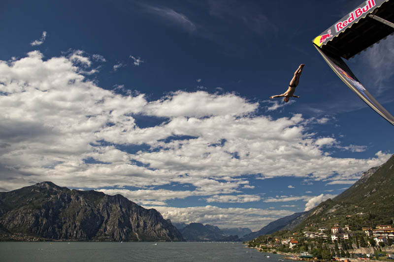 852    Red Bull Cliff Diving