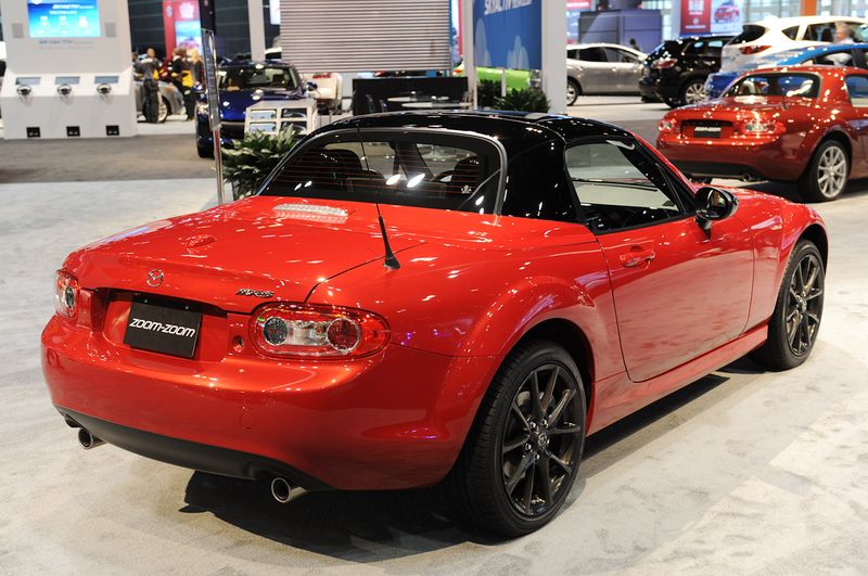  Mazda  MX-5 Miata Special Edition (15 )