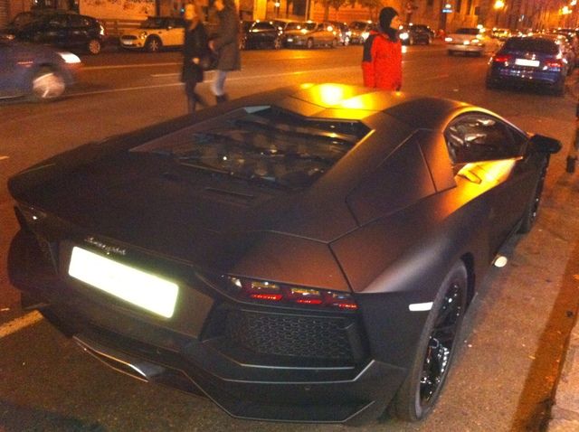        Lamborghini Aventador CR7 (6 )