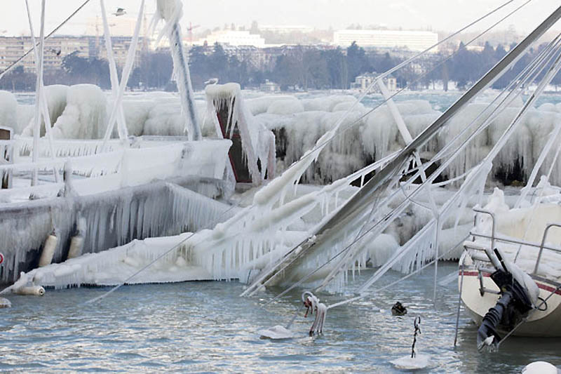 6114 Ледяные скульптуры на Женевском озере