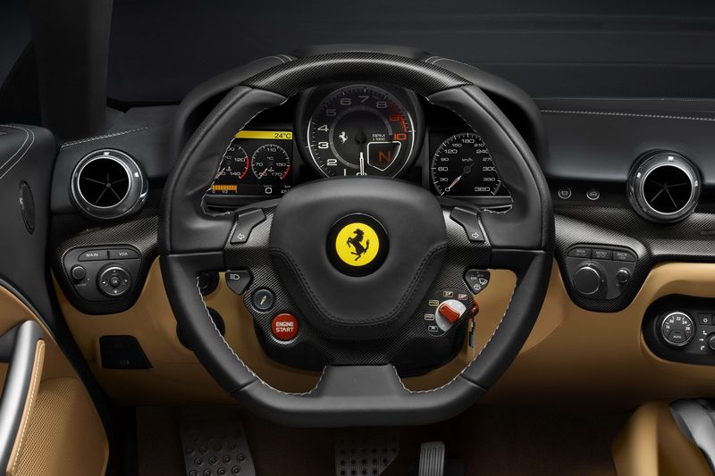  Ferrari     - F12 Berlinetta (15 +2 )