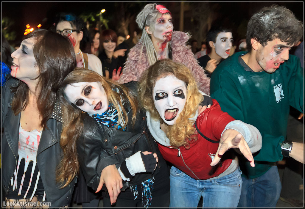 4210      – Zombie Walk Tel Aviv