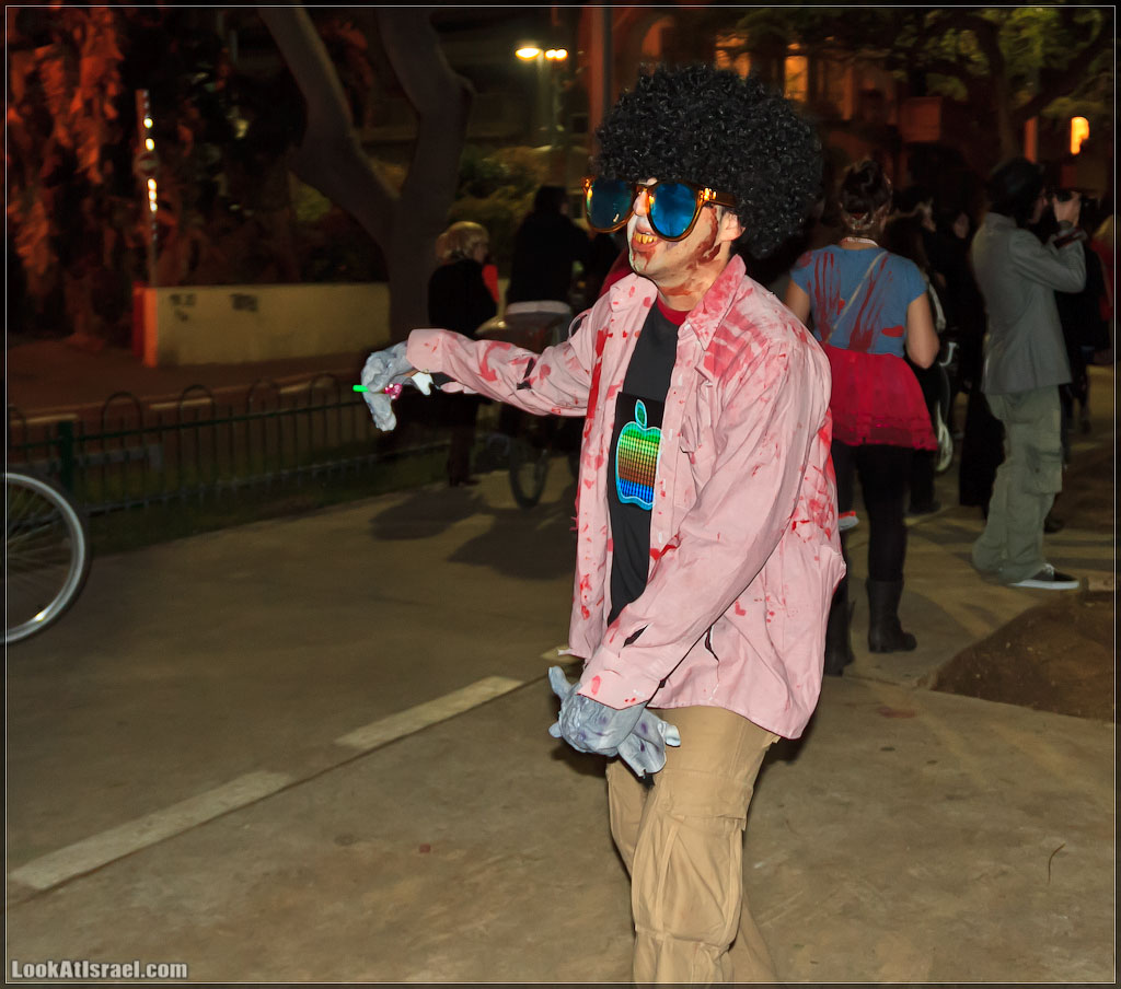 8210      – Zombie Walk Tel Aviv