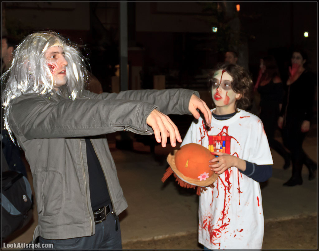 854      – Zombie Walk Tel Aviv