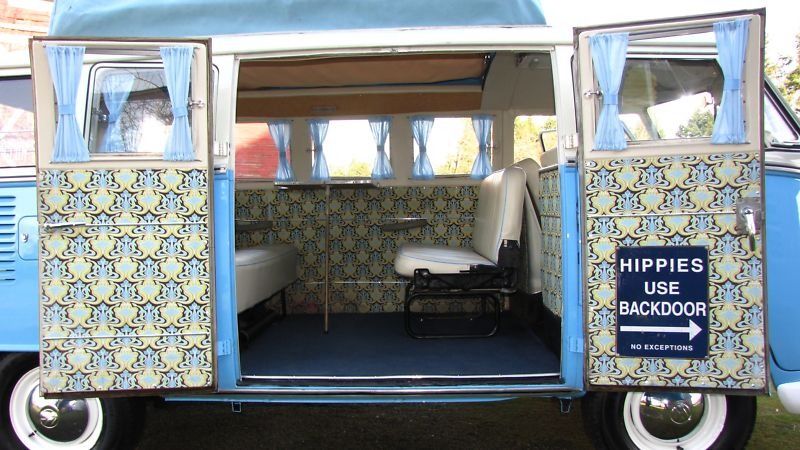  Volkswagen Hippie Bus 1964     (25 +2 )