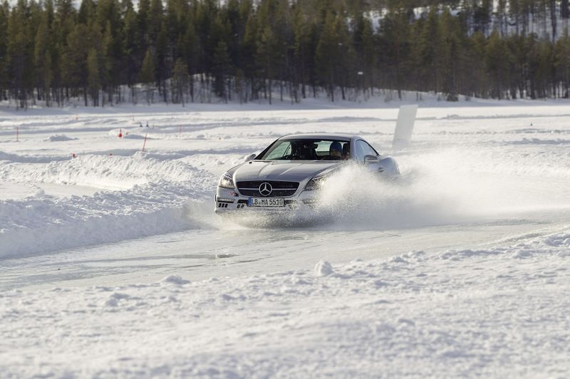   AMG Driving Academy Winter Sporting PRO (72 )