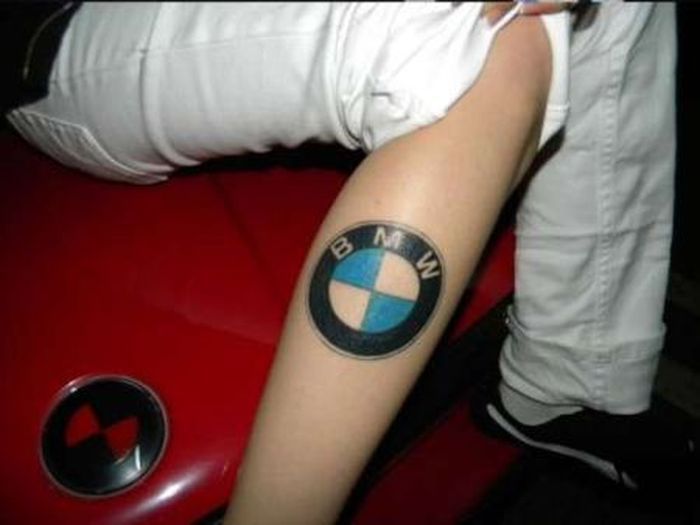    BMW (12 )