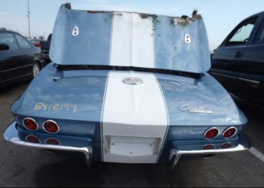  Chevrolet Corvette 1964 .. ? (15 )