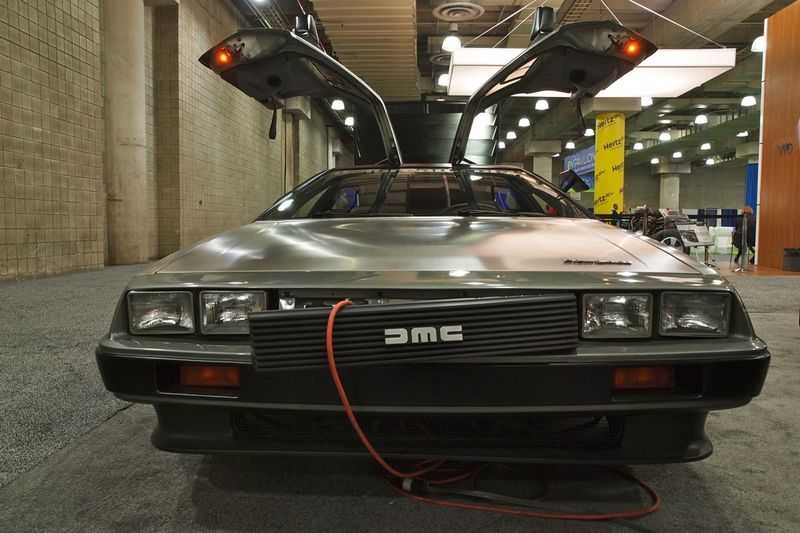  Delorean   95000$ (20 +)