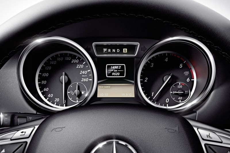  Mercedes-Benz   G-Class (25 )